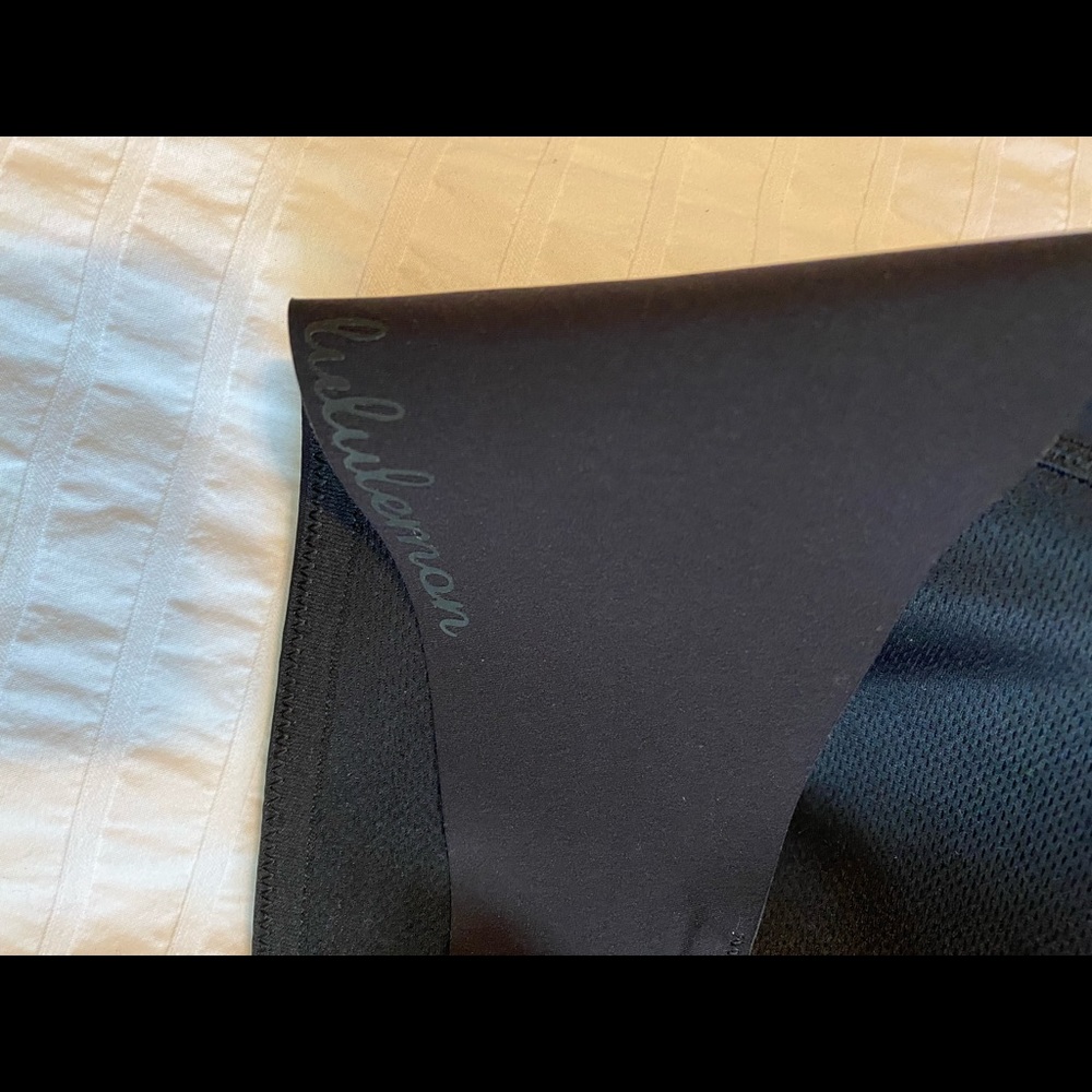 Lululemon bra, like new